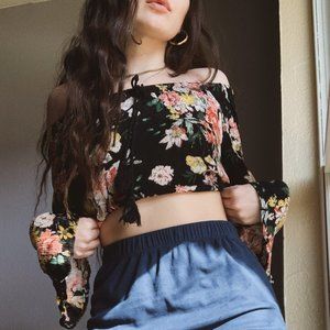 Black Flora Bell-Sleeve Blouse/Crop Top